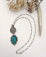 Load image into Gallery viewer, Davina Necklace