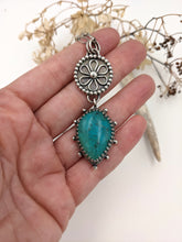 Load image into Gallery viewer, Davina Necklace